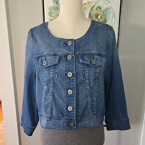 torrid Women's Cropped Blue Denim Jacket 3/4 Sleeve Metal Buttons